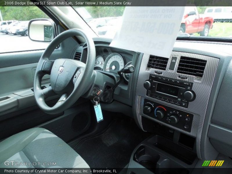 Dashboard of 2006 Dakota SLT Sport Club Cab