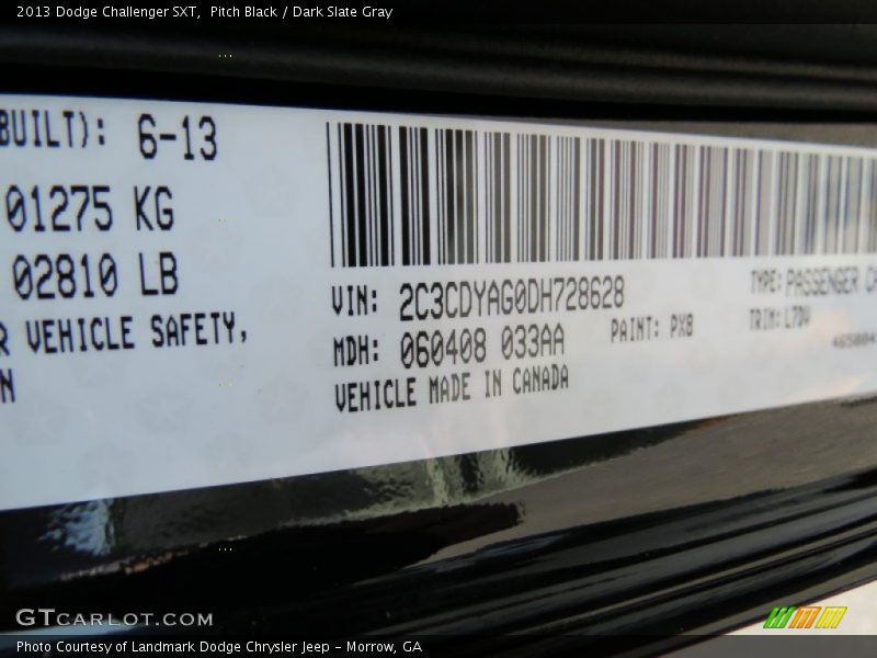 Pitch Black / Dark Slate Gray 2013 Dodge Challenger SXT