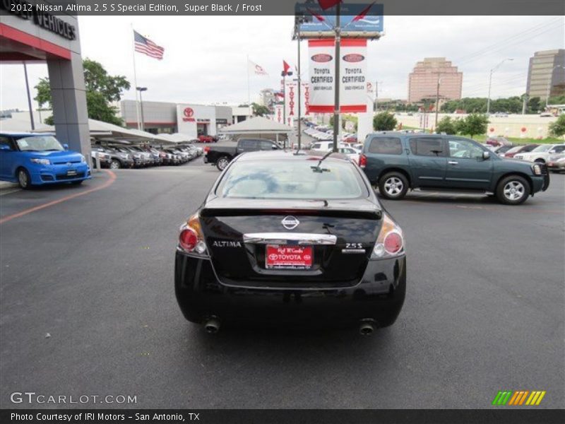 Super Black / Frost 2012 Nissan Altima 2.5 S Special Edition