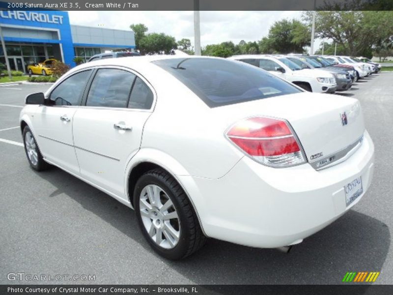 Cream White / Tan 2008 Saturn Aura XE 3.5