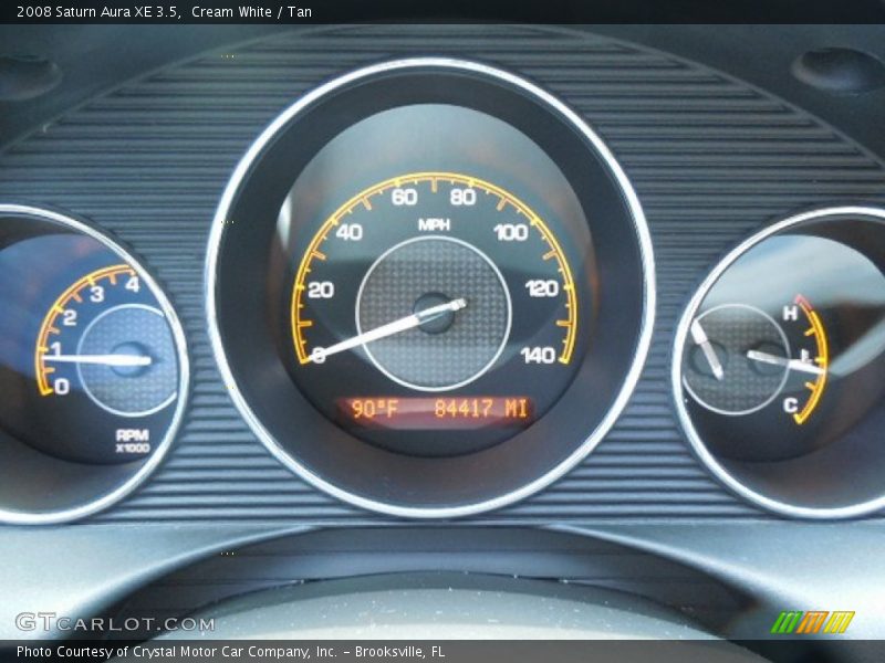 Cream White / Tan 2008 Saturn Aura XE 3.5
