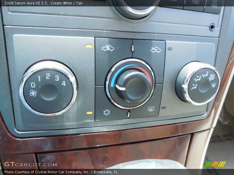 Cream White / Tan 2008 Saturn Aura XE 3.5