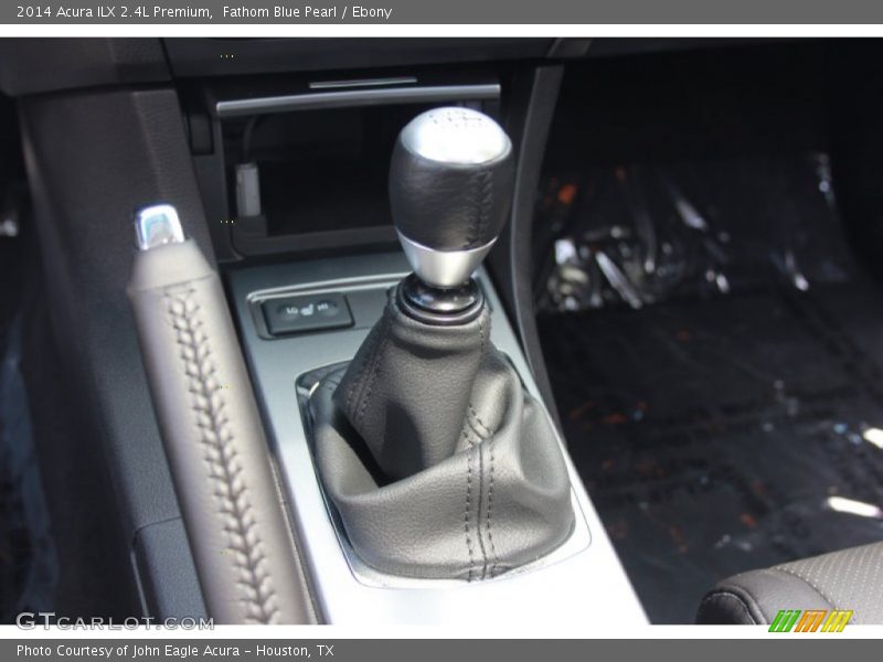  2014 ILX 2.4L Premium 6 Speed Manual Shifter
