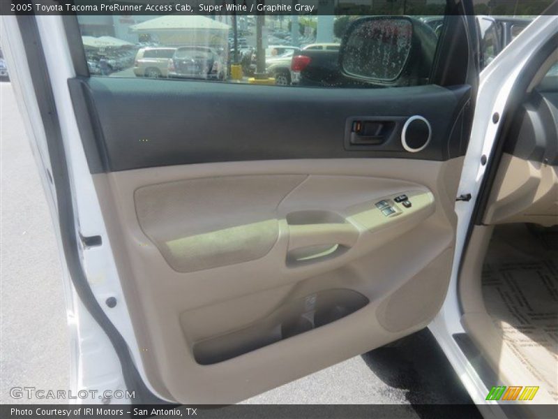 Super White / Graphite Gray 2005 Toyota Tacoma PreRunner Access Cab