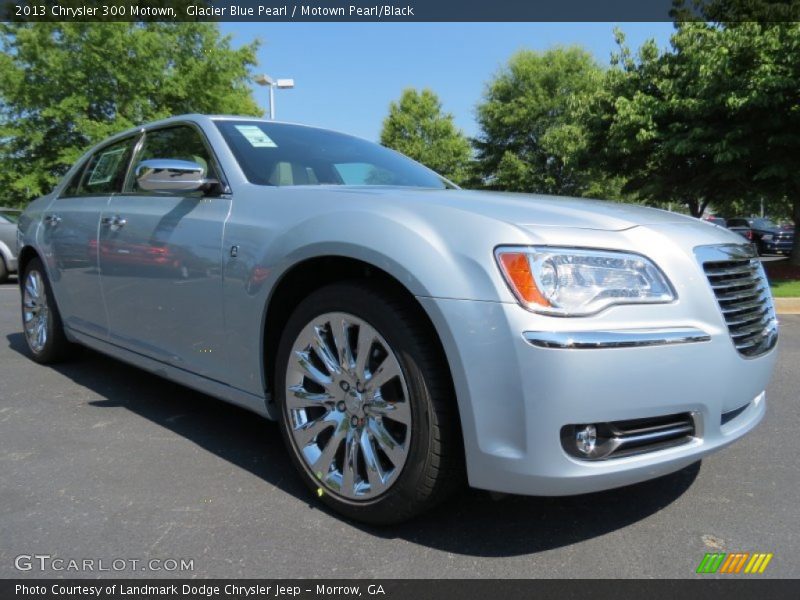 Front 3/4 View of 2013 300 Motown