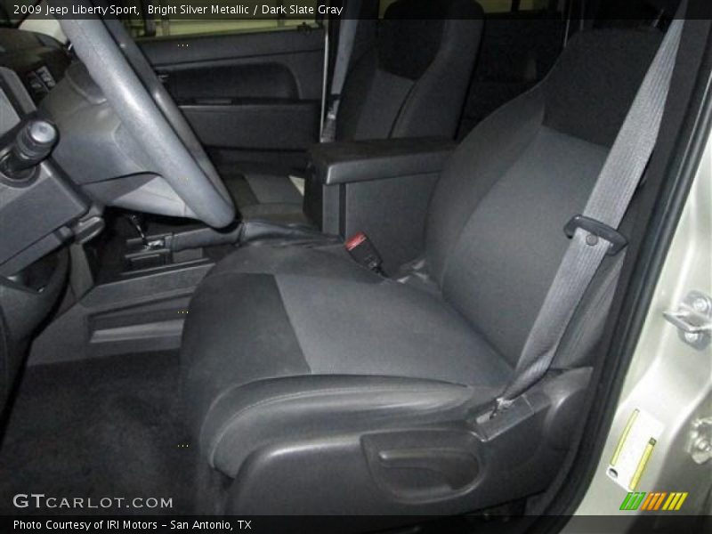 Bright Silver Metallic / Dark Slate Gray 2009 Jeep Liberty Sport