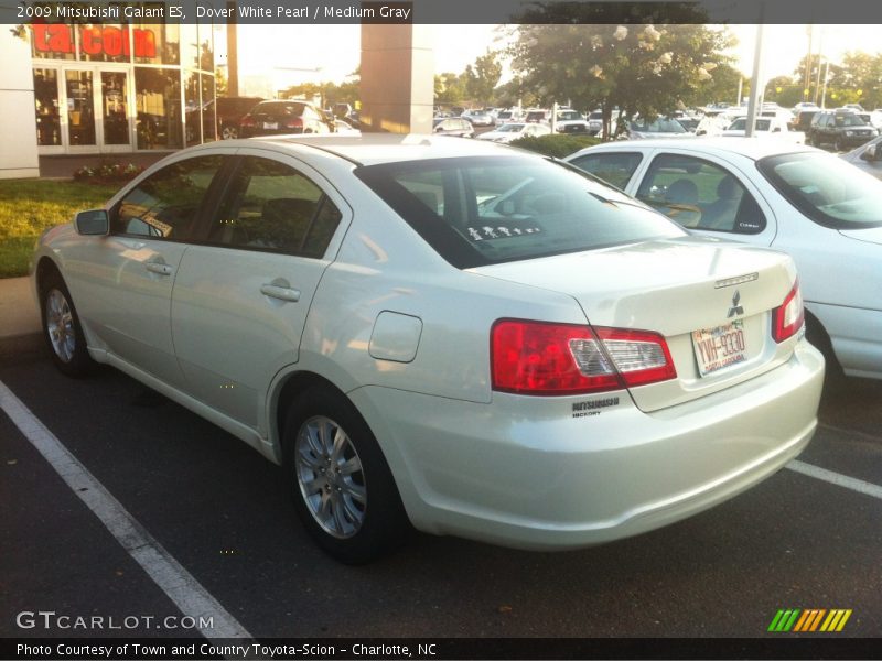 Dover White Pearl / Medium Gray 2009 Mitsubishi Galant ES