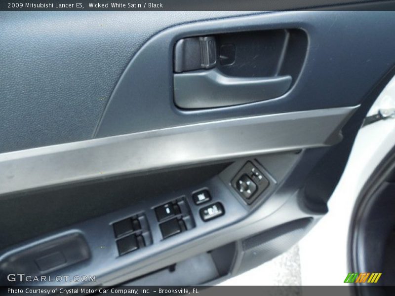 Wicked White Satin / Black 2009 Mitsubishi Lancer ES