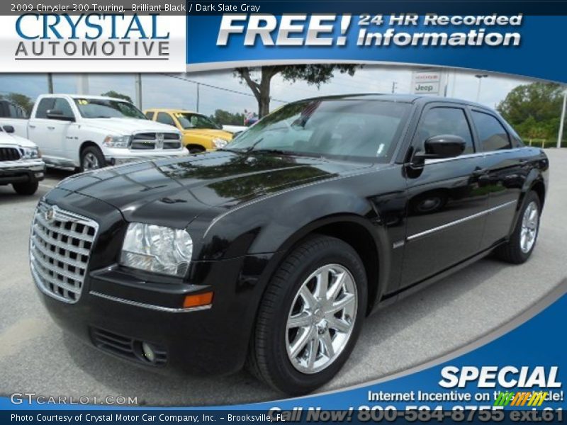 Brilliant Black / Dark Slate Gray 2009 Chrysler 300 Touring
