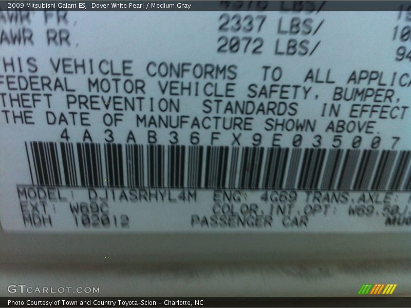 Dover White Pearl / Medium Gray 2009 Mitsubishi Galant ES