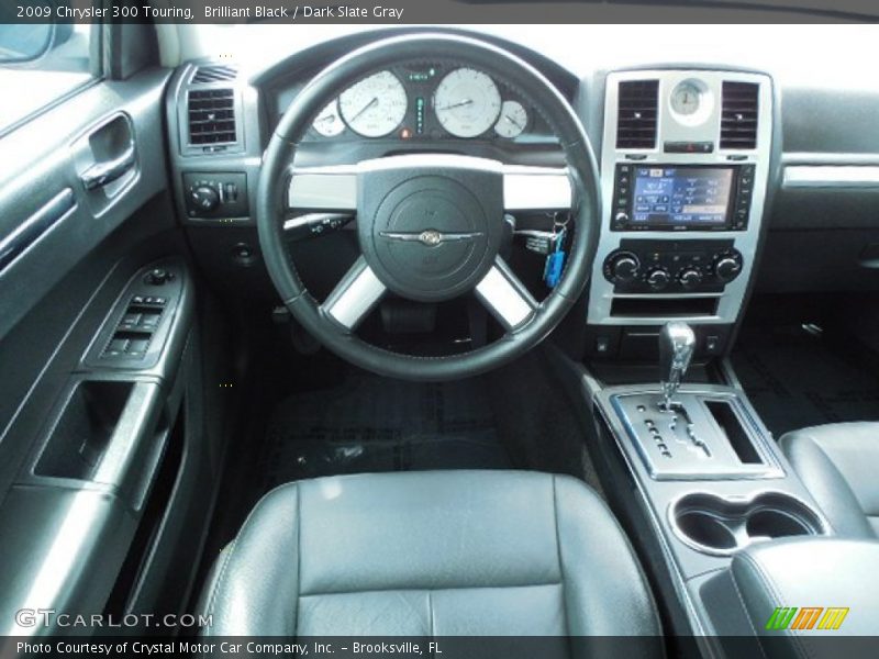 Brilliant Black / Dark Slate Gray 2009 Chrysler 300 Touring
