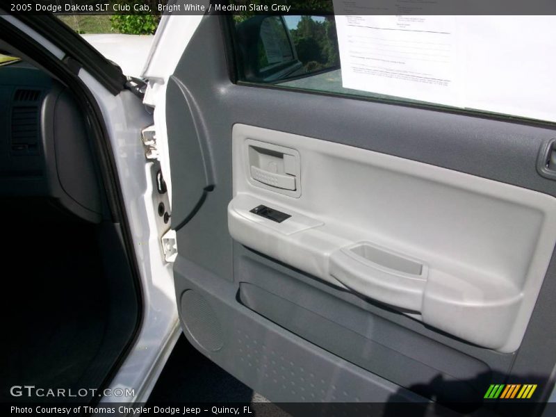 Bright White / Medium Slate Gray 2005 Dodge Dakota SLT Club Cab