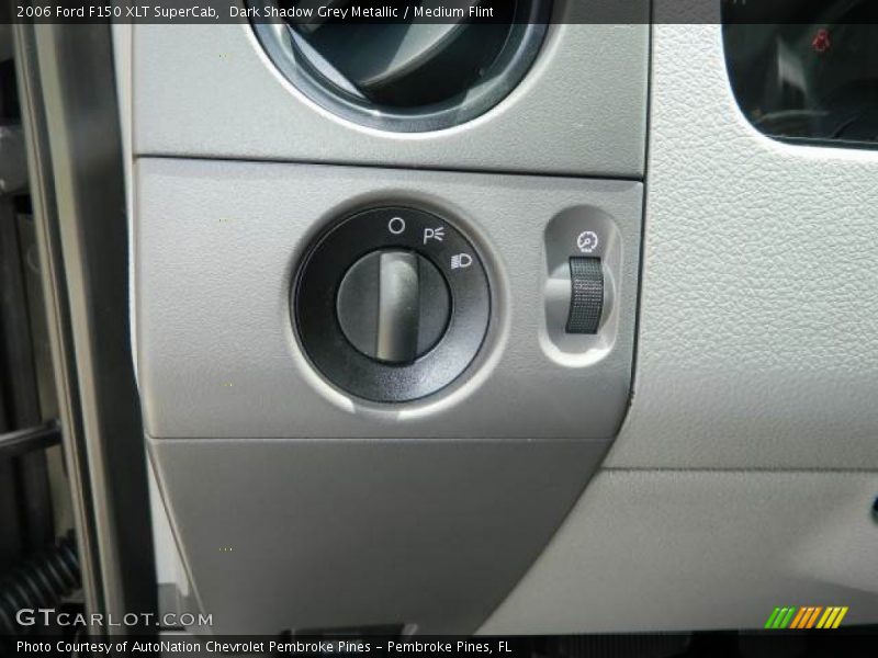 Dark Shadow Grey Metallic / Medium Flint 2006 Ford F150 XLT SuperCab