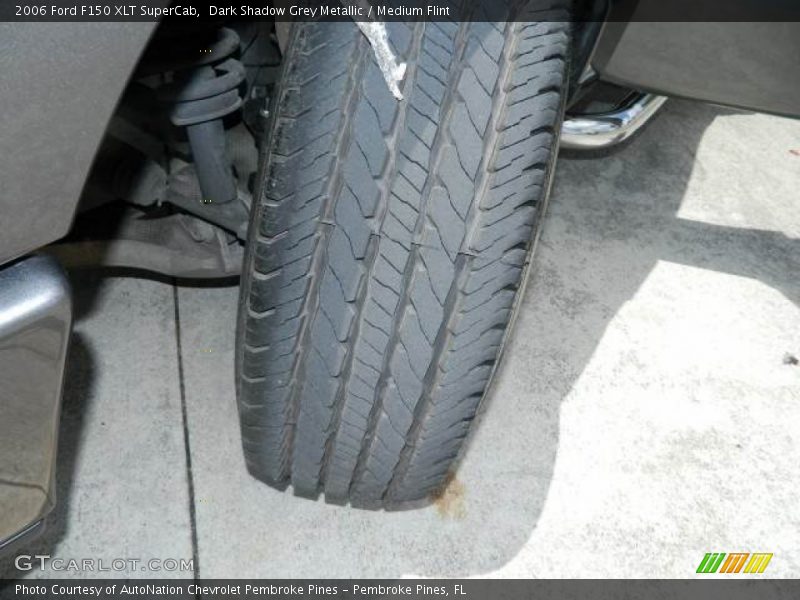 Dark Shadow Grey Metallic / Medium Flint 2006 Ford F150 XLT SuperCab