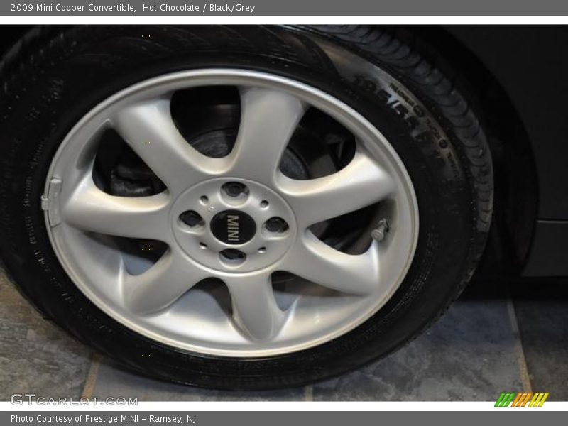 Hot Chocolate / Black/Grey 2009 Mini Cooper Convertible