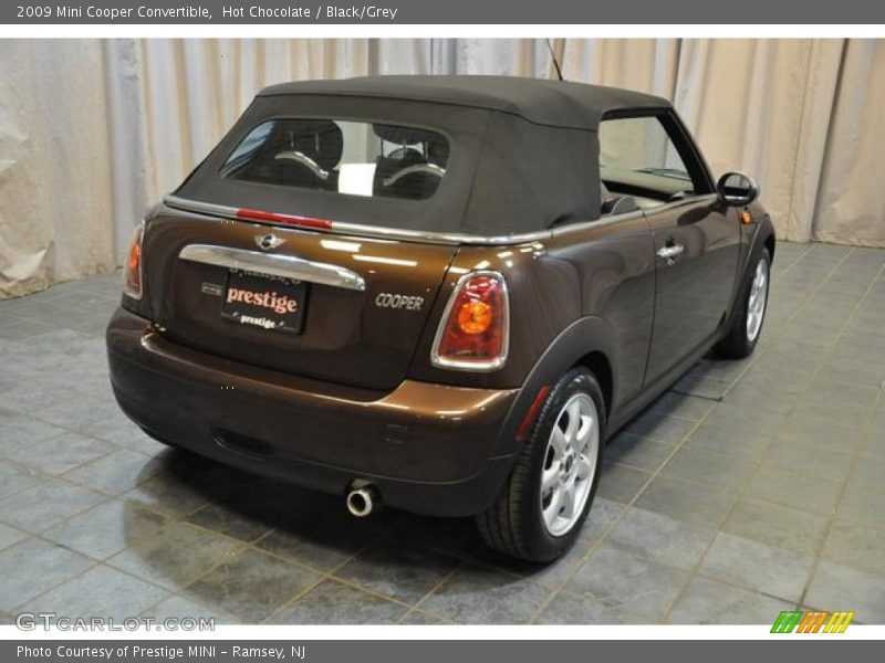 Hot Chocolate / Black/Grey 2009 Mini Cooper Convertible