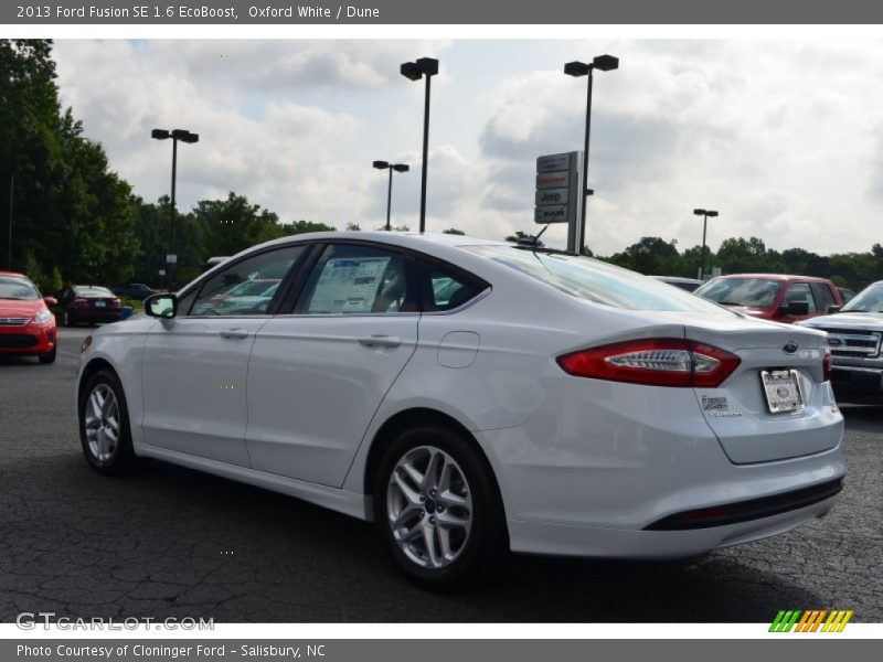 Oxford White / Dune 2013 Ford Fusion SE 1.6 EcoBoost