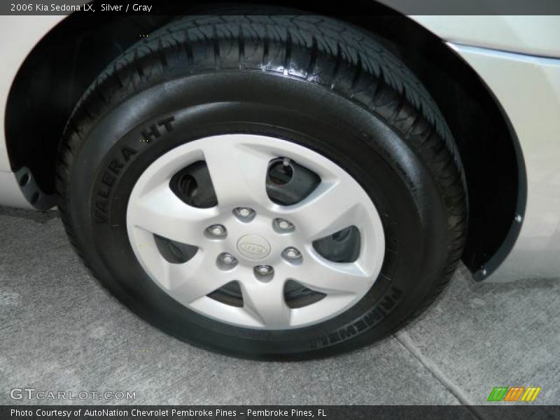 Silver / Gray 2006 Kia Sedona LX
