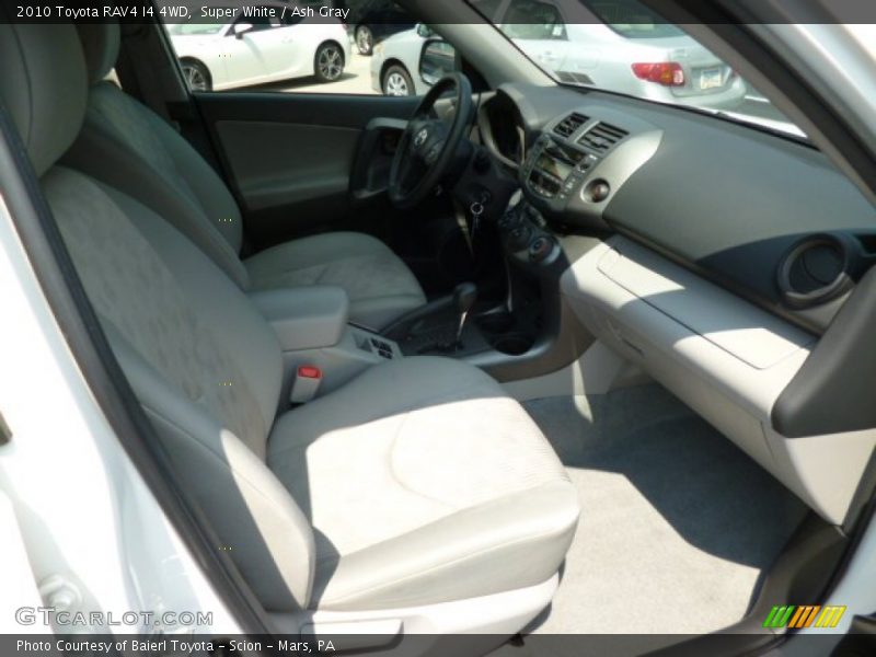 Super White / Ash Gray 2010 Toyota RAV4 I4 4WD