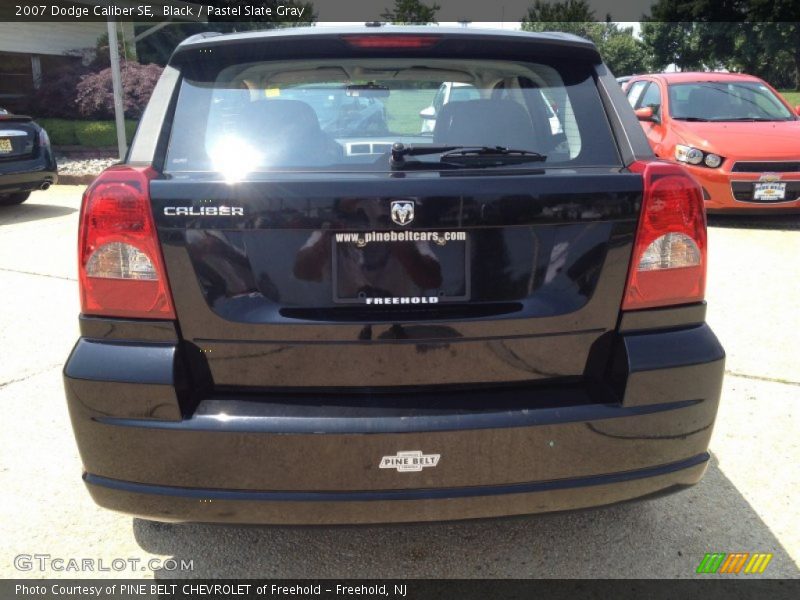 Black / Pastel Slate Gray 2007 Dodge Caliber SE