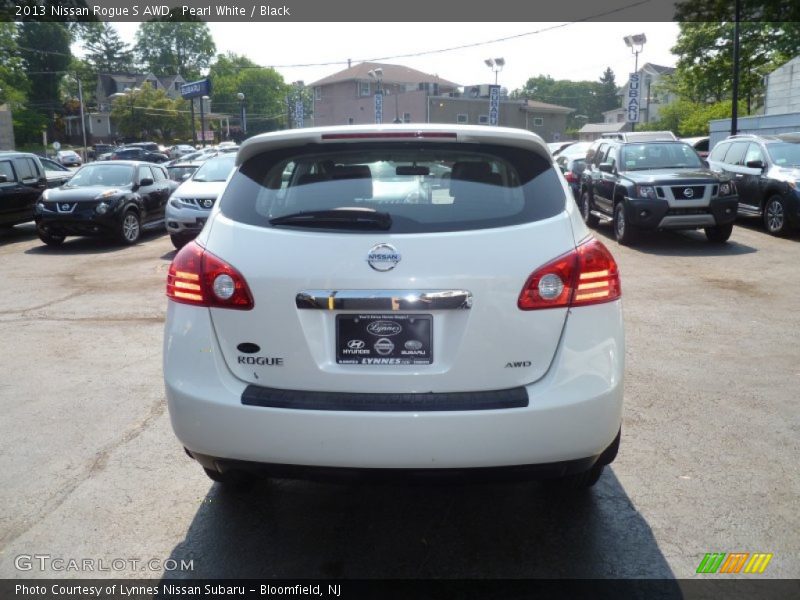 Pearl White / Black 2013 Nissan Rogue S AWD