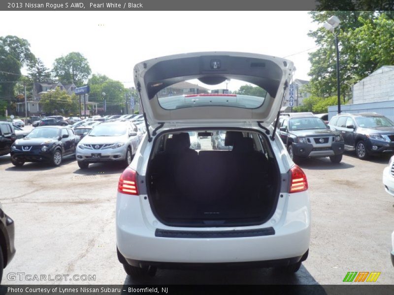 Pearl White / Black 2013 Nissan Rogue S AWD
