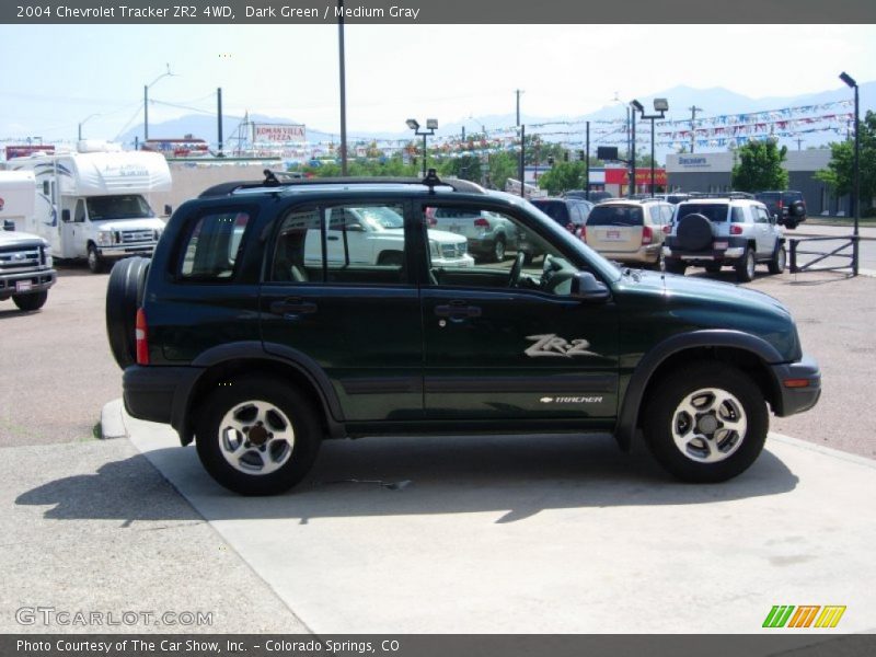 Dark Green / Medium Gray 2004 Chevrolet Tracker ZR2 4WD