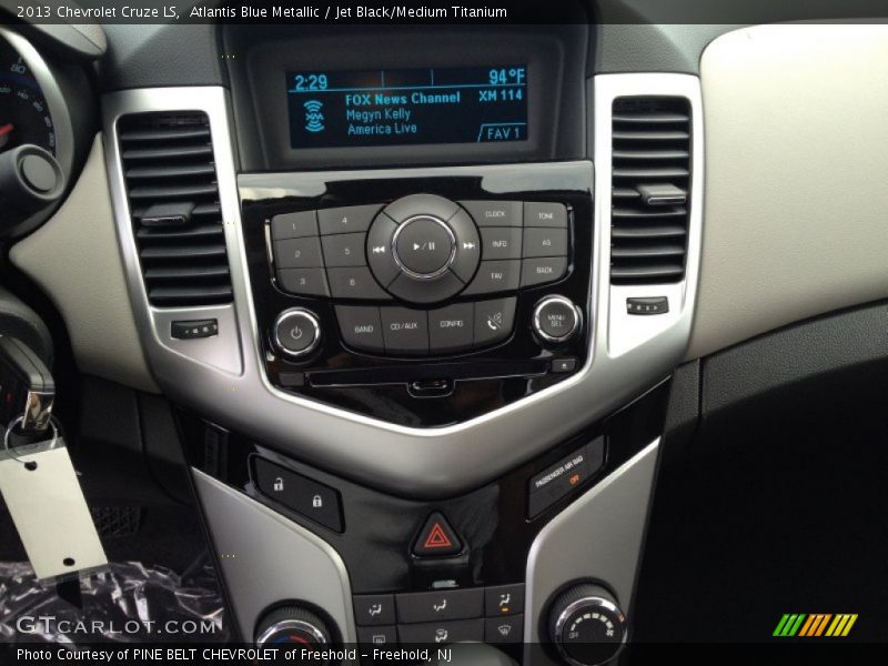 Atlantis Blue Metallic / Jet Black/Medium Titanium 2013 Chevrolet Cruze LS
