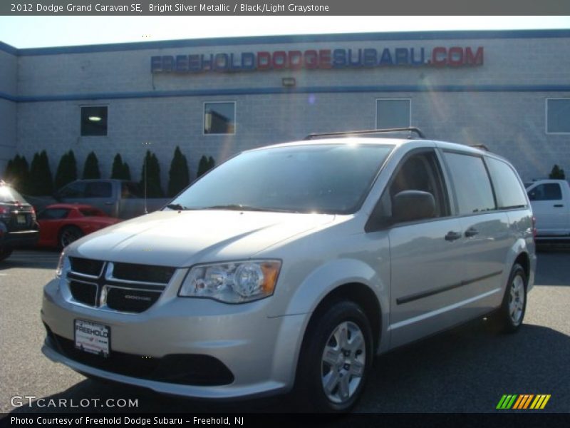 Bright Silver Metallic / Black/Light Graystone 2012 Dodge Grand Caravan SE