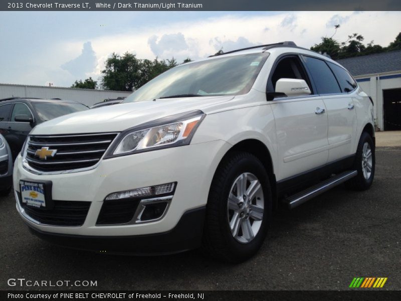 White / Dark Titanium/Light Titanium 2013 Chevrolet Traverse LT