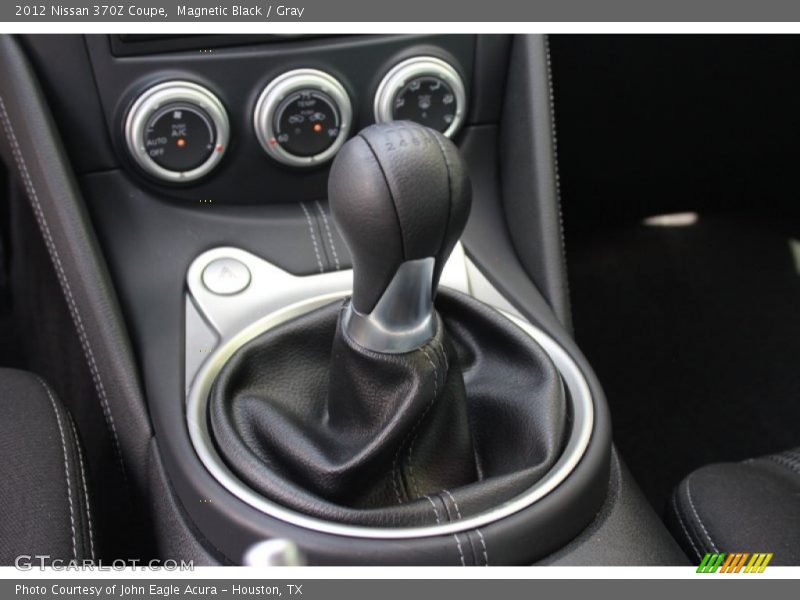 Magnetic Black / Gray 2012 Nissan 370Z Coupe