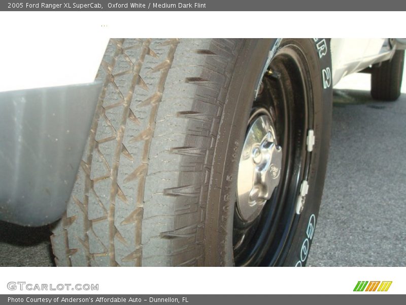 Oxford White / Medium Dark Flint 2005 Ford Ranger XL SuperCab