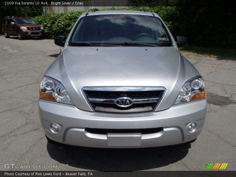 Bright Silver / Gray 2009 Kia Sorento LX 4x4