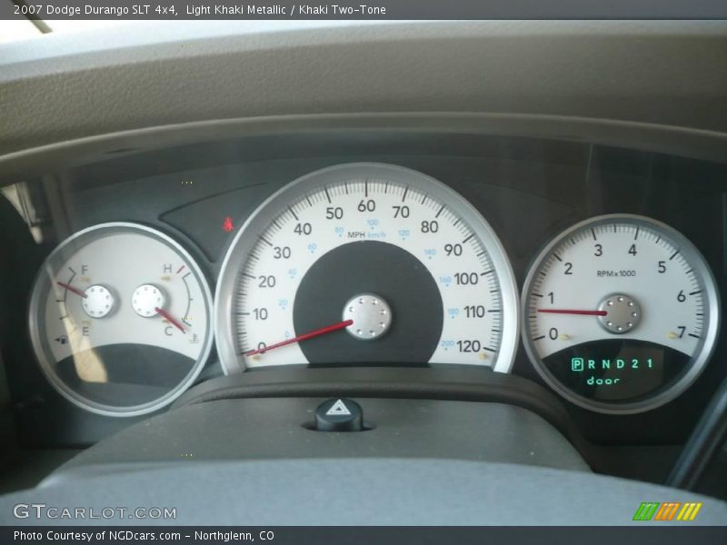 Light Khaki Metallic / Khaki Two-Tone 2007 Dodge Durango SLT 4x4