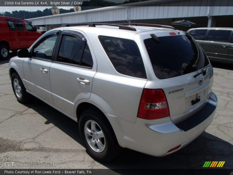 Bright Silver / Gray 2009 Kia Sorento LX 4x4