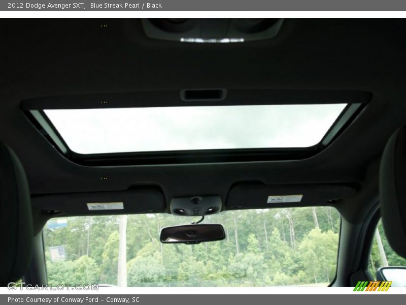 Blue Streak Pearl / Black 2012 Dodge Avenger SXT