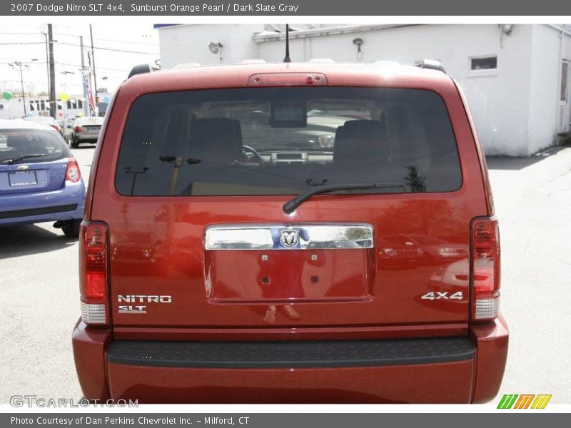 Sunburst Orange Pearl / Dark Slate Gray 2007 Dodge Nitro SLT 4x4