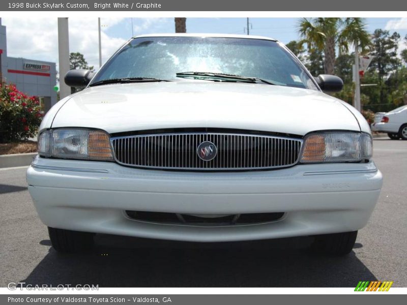 Bright White / Graphite 1998 Buick Skylark Custom