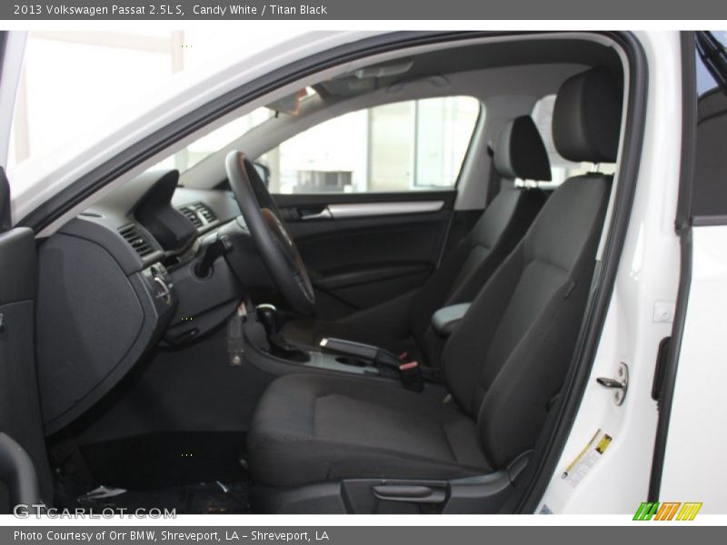 Candy White / Titan Black 2013 Volkswagen Passat 2.5L S