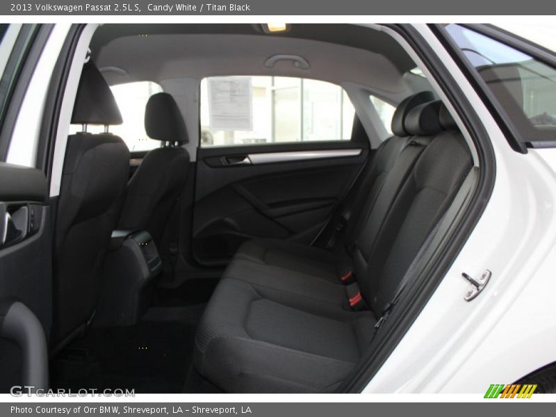 Candy White / Titan Black 2013 Volkswagen Passat 2.5L S