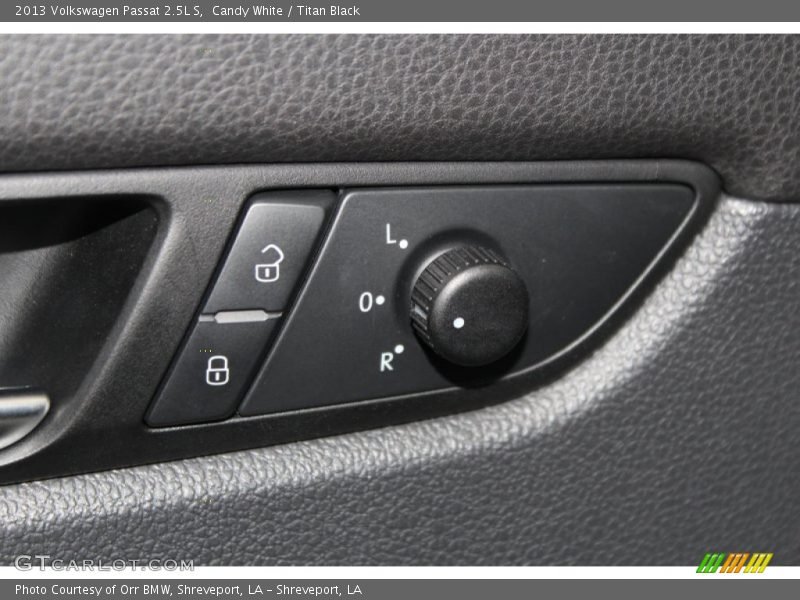 Candy White / Titan Black 2013 Volkswagen Passat 2.5L S