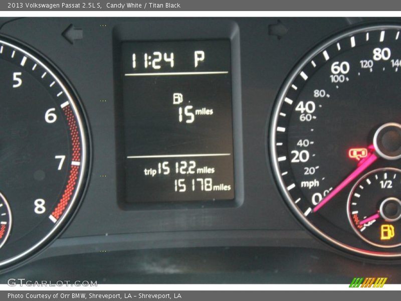 Candy White / Titan Black 2013 Volkswagen Passat 2.5L S