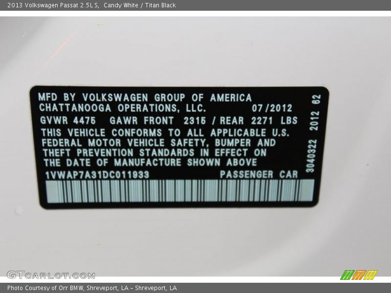Candy White / Titan Black 2013 Volkswagen Passat 2.5L S