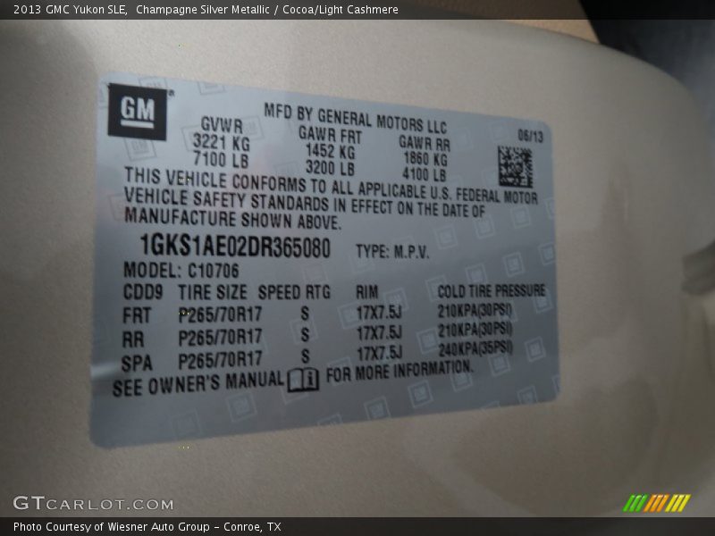 Champagne Silver Metallic / Cocoa/Light Cashmere 2013 GMC Yukon SLE