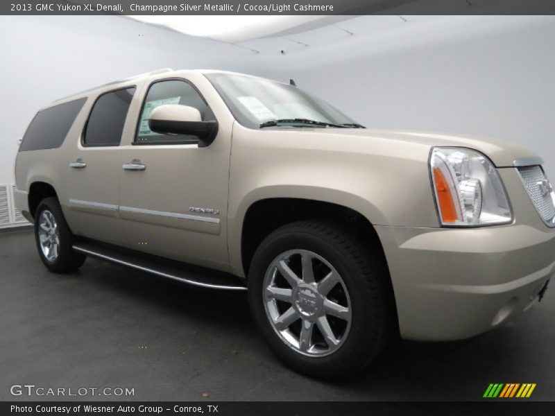 Champagne Silver Metallic / Cocoa/Light Cashmere 2013 GMC Yukon XL Denali