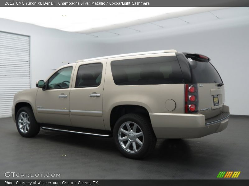 Champagne Silver Metallic / Cocoa/Light Cashmere 2013 GMC Yukon XL Denali