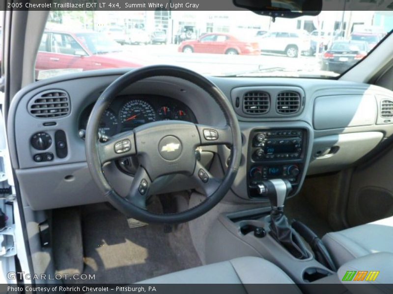 Summit White / Light Gray 2005 Chevrolet TrailBlazer EXT LT 4x4