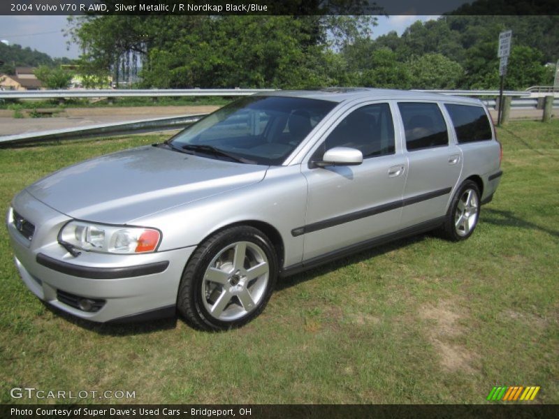 Silver Metallic / R Nordkap Black/Blue 2004 Volvo V70 R AWD