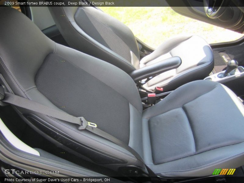 Front Seat of 2009 fortwo BRABUS coupe