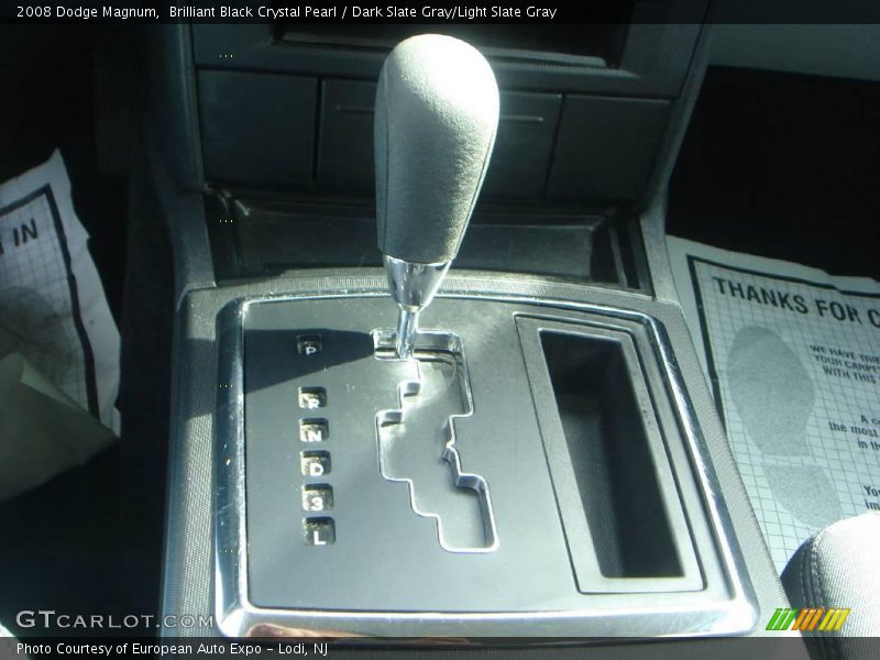 Brilliant Black Crystal Pearl / Dark Slate Gray/Light Slate Gray 2008 Dodge Magnum